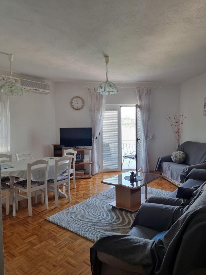 Apartment Matej Τρογκίρ Εξωτερικό φωτογραφία